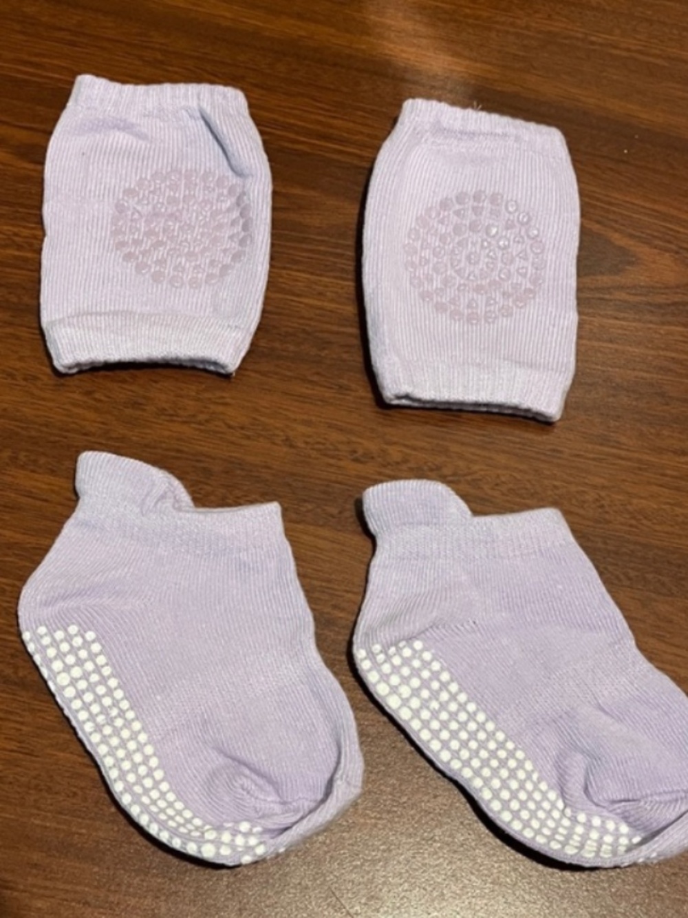 Lilac Baby No-Skid Grip Socks & Crawling Knee Pads Set